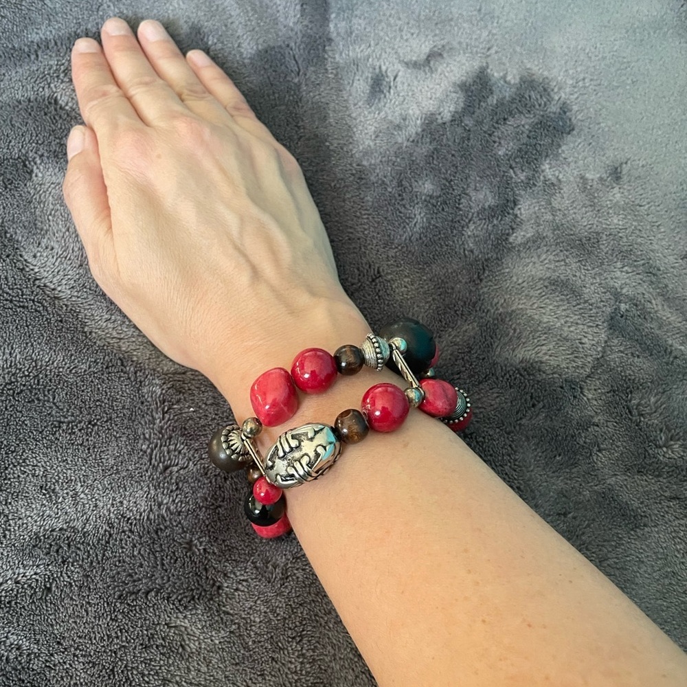 Bumble bracelets - Picture 2 of 3